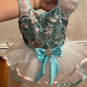 Girls ballet leotard ages 3-5 30-45lb